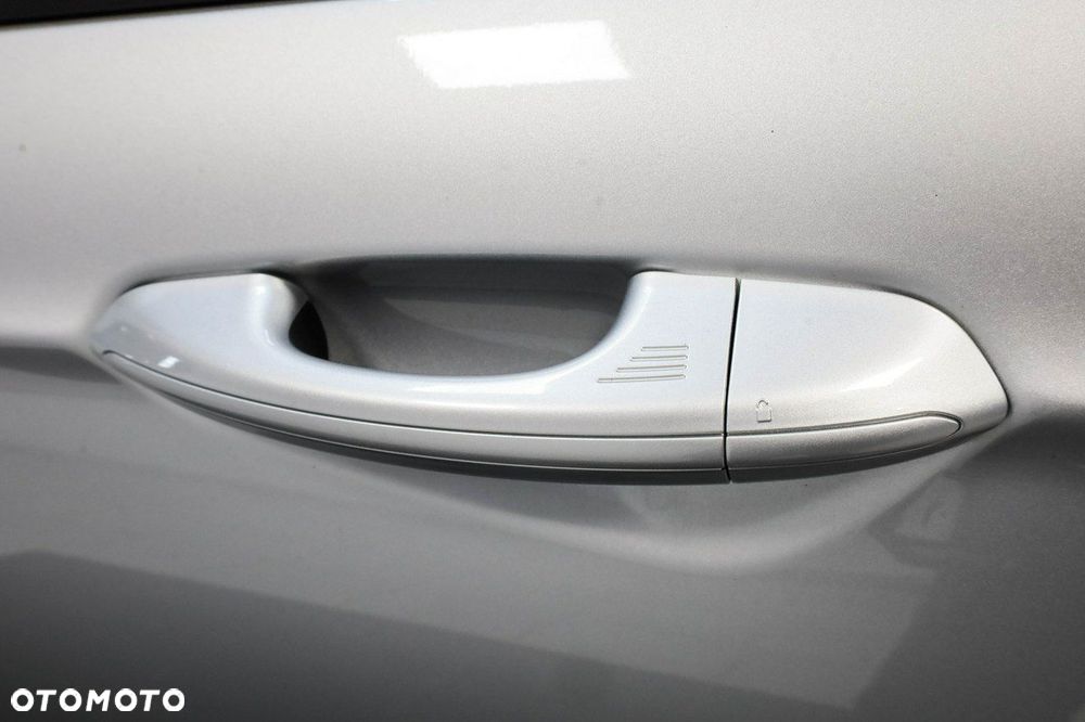Ford Mondeo - 14