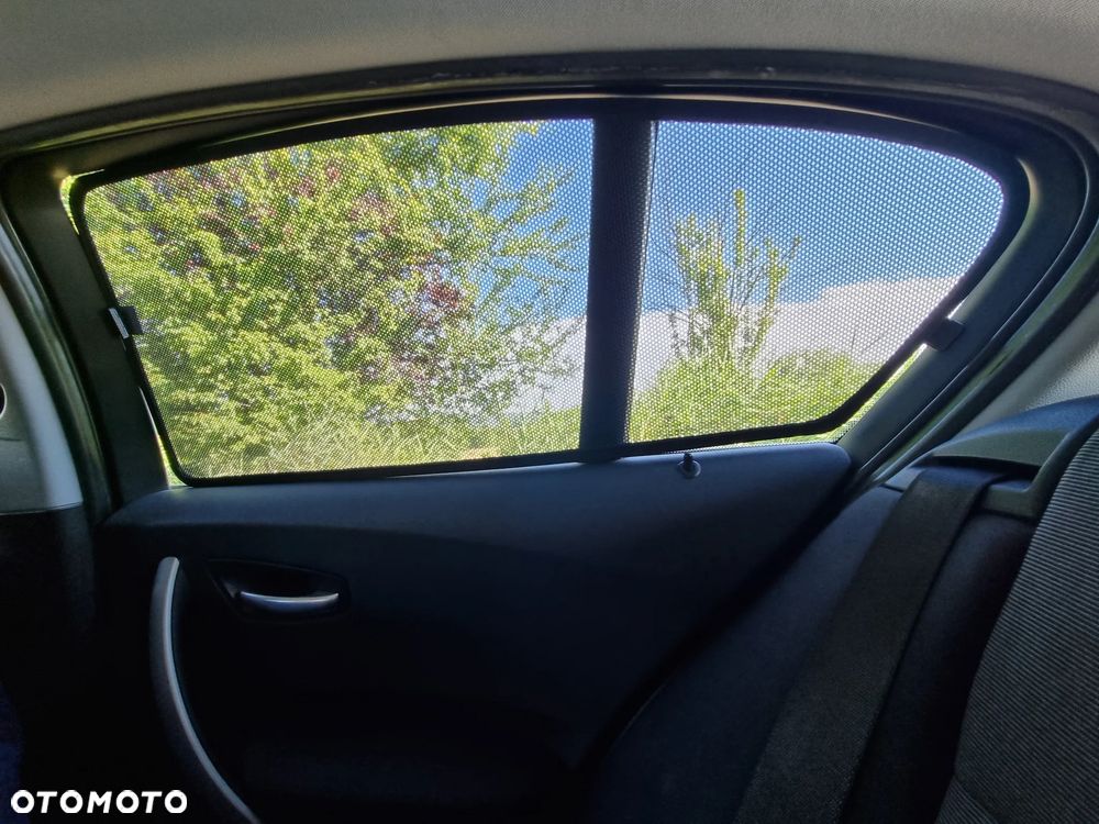 BMW Seria 1 116i - 16