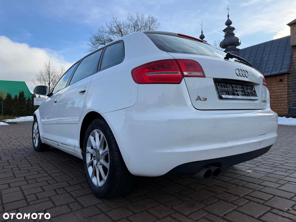 Audi A3 Sportback 2.0 TDI DPF S tronic Ambiente - 5