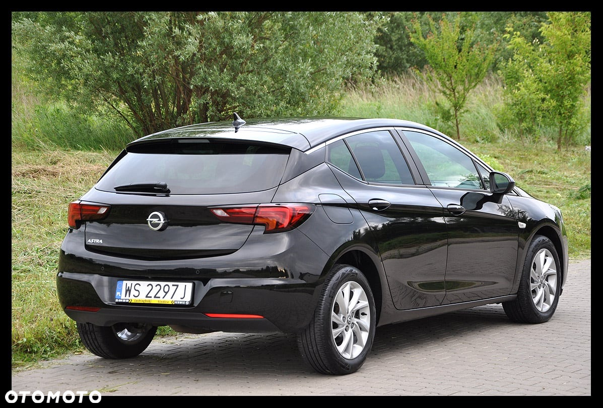 Opel Astra 1.6 D (CDTI) Automatik Innovation - 11
