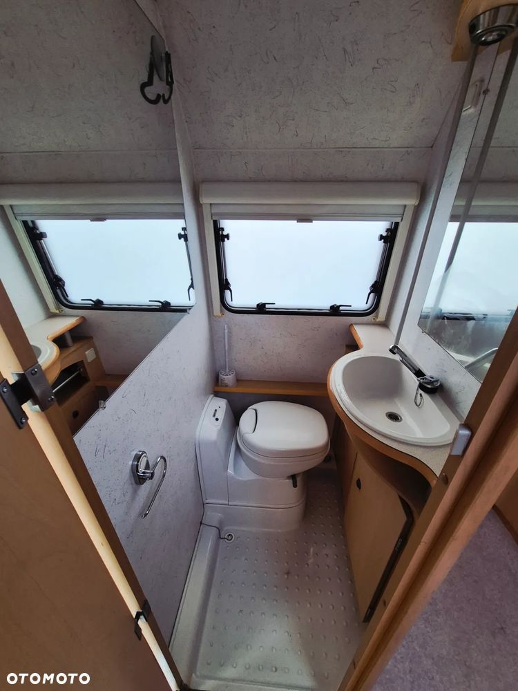 Avento Royal 395 - 7