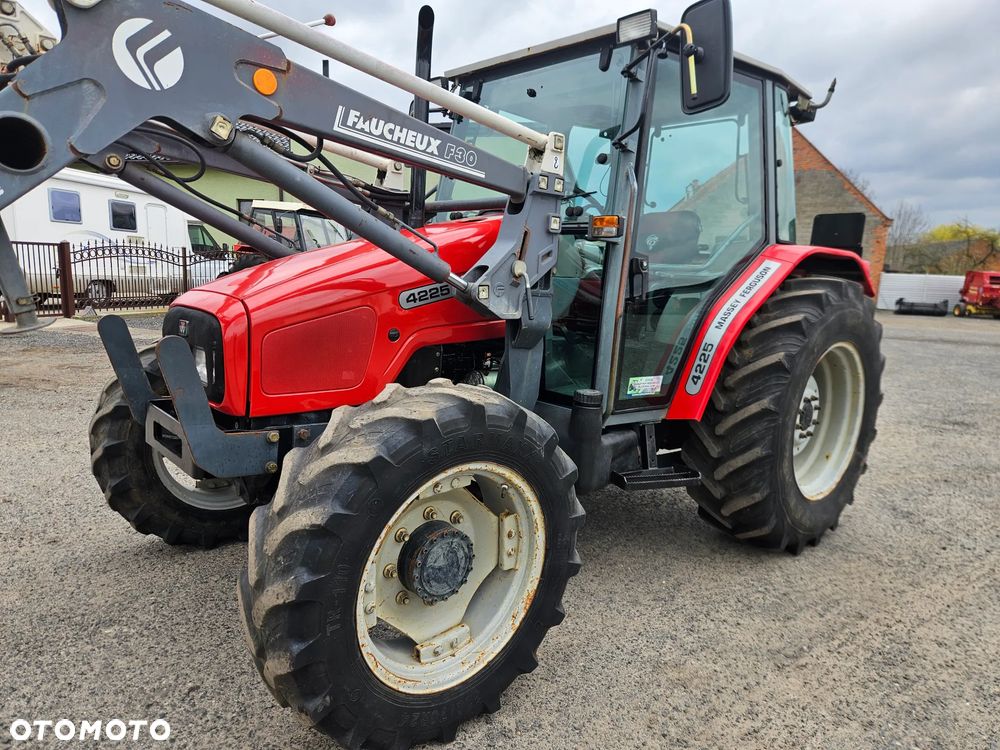 Massey Ferguson 4225 - 5