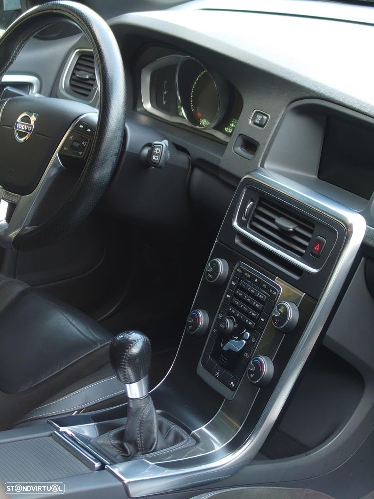 Volvo V60 - 11