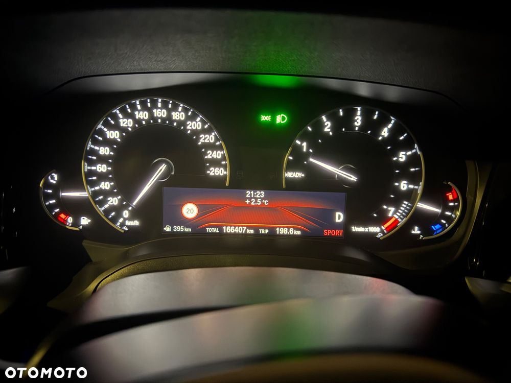 BMW Seria 3 330i xDrive M Sport sport - 16