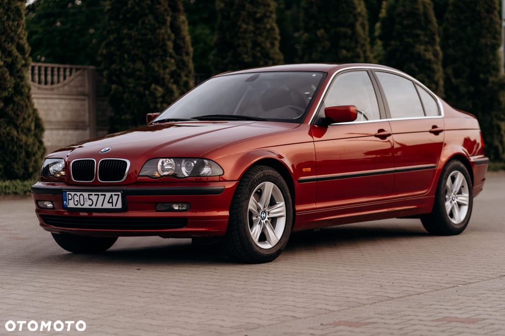 BMW Seria 3 - 1