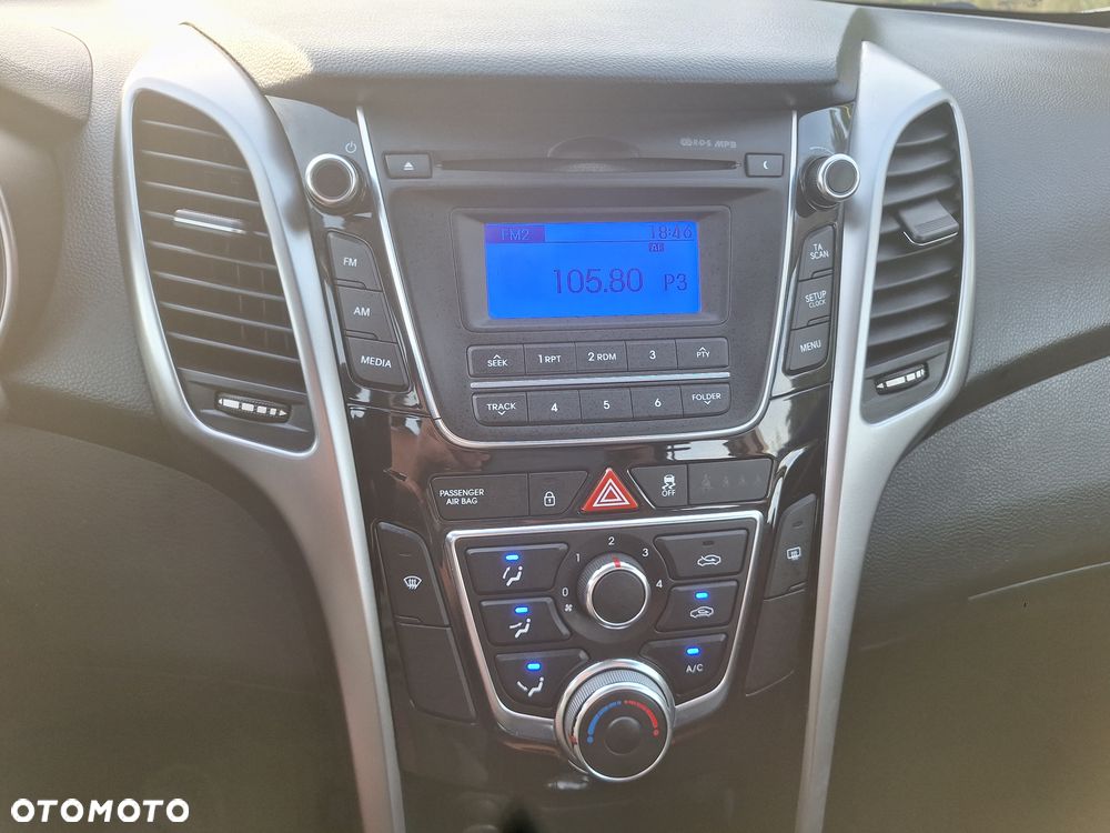Hyundai i30 1.4 Trend - 29