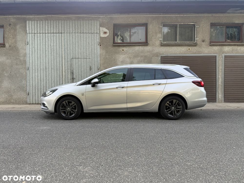 Opel Astra 1.4 Turbo Start/Stop Automatik Edition - 2