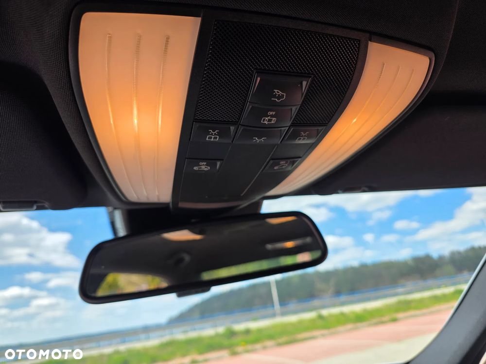 Mercedes-Benz Klasa E 250 CDI DPF BlueEFFICIENCY Avantgarde - 12