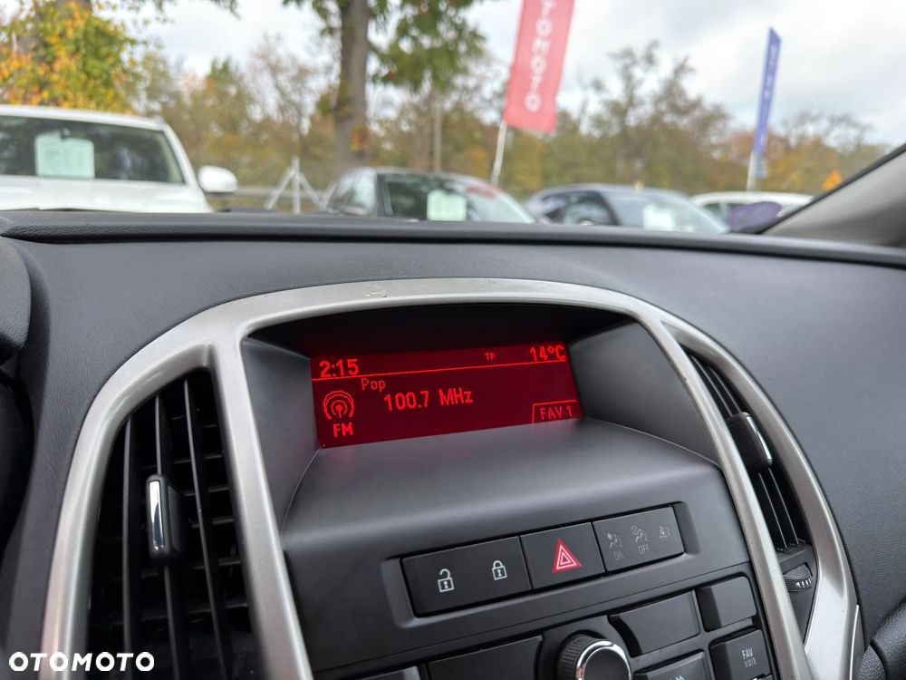Opel Astra 1.6 Cosmo - 35