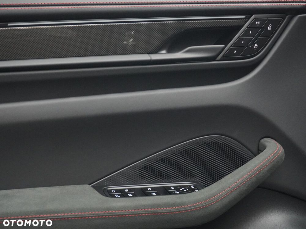 Porsche Macan GTS 100kWh - 20