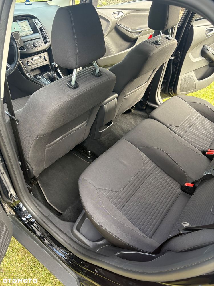 Ford Focus 1.5 EcoBoost Titanium ASS - 7
