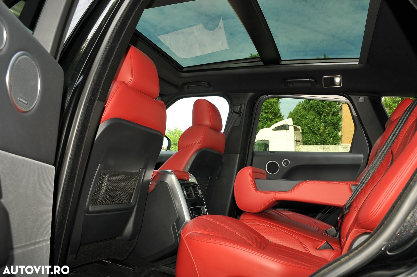 Land Rover Range Rover Sport - 13