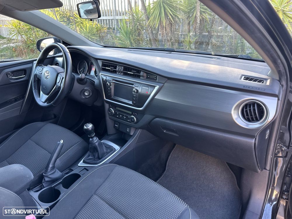 Toyota Auris 1.4 D-4D Comfort - 12