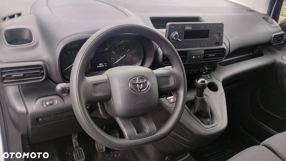 Toyota PROACE CITY - 11