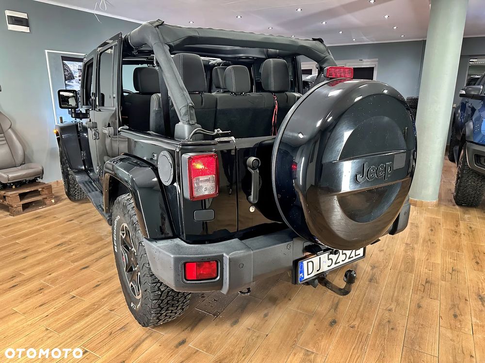Jeep Wrangler 2.8 CRD Unlim Sahara - 31