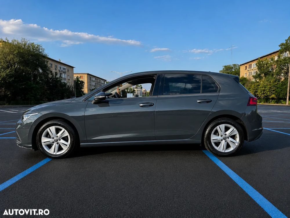 Volkswagen Golf 1.5 eTSI OPF DSG Life - 3