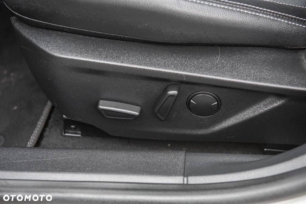 Ford Focus 2.0 EcoBlue Start-Stopp-System ACTIVE VIGNALE - 18