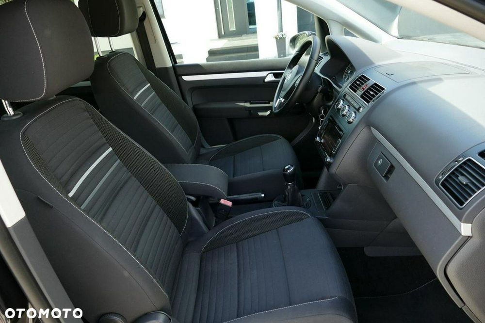 Volkswagen Touran 1.4 TSI Cup - 27