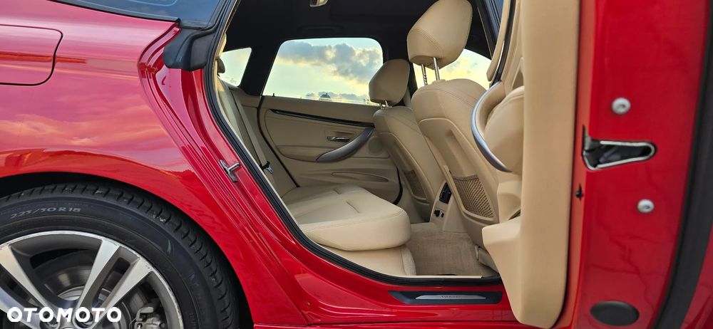 BMW 3GT 328i xDrive Sport-Aut Sport Line - 28