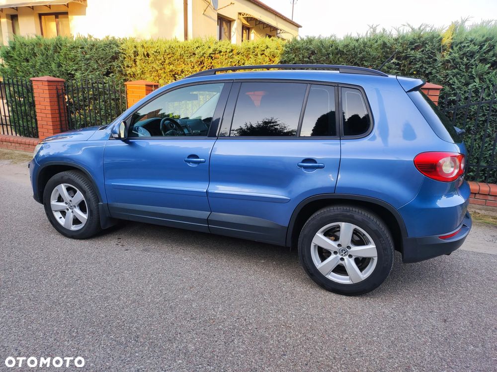 Volkswagen Jetta 2.0 TDI Highline DSG - 19