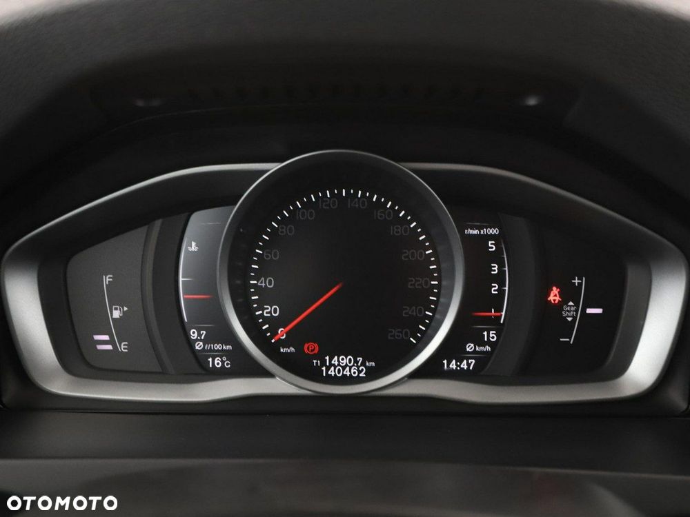 Volvo V60 D2 Linje Svart - 23