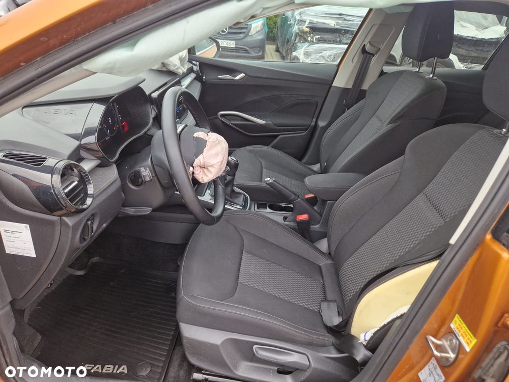 Skoda Fabia 1.0 TSI Style - 14