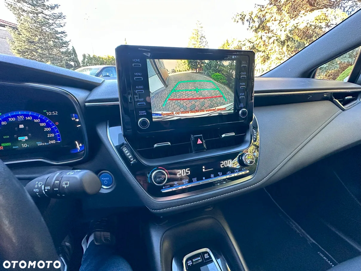 Toyota Corolla 1.8 Hybrid Comfort - 20