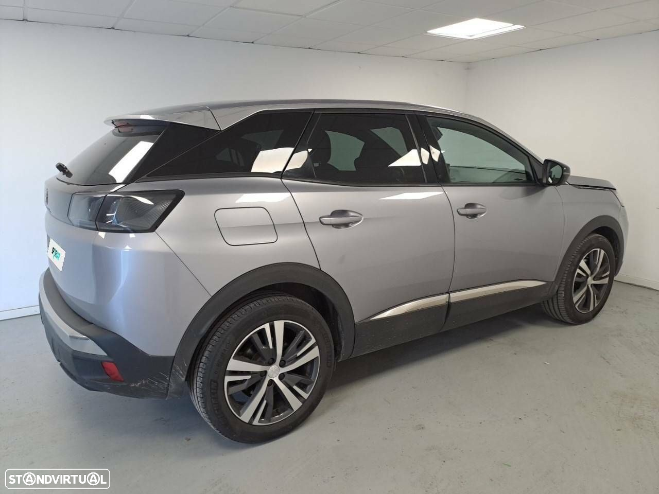 Peugeot 3008 1.5 BlueHDi Allure Pack EAT8 - 4