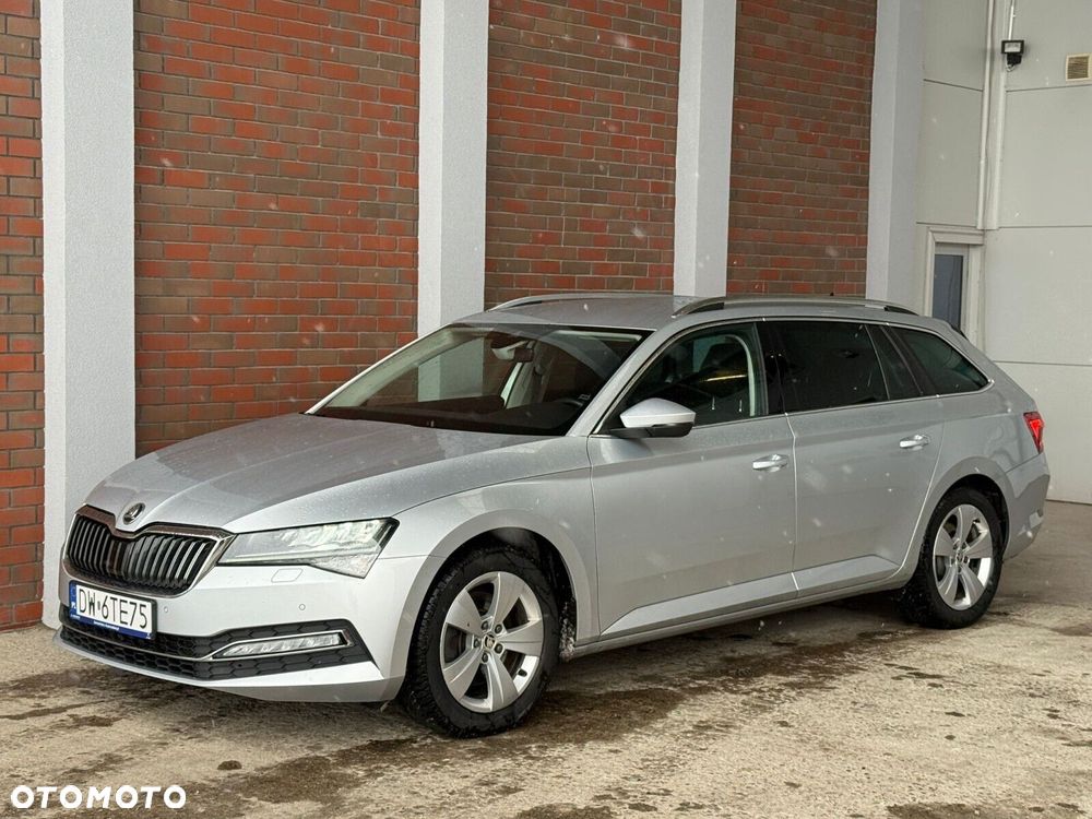 Skoda Superb 2.0 TDI SCR Style DSG - 1