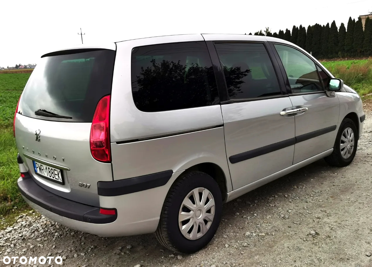 Peugeot 807 2.2 ST - 4