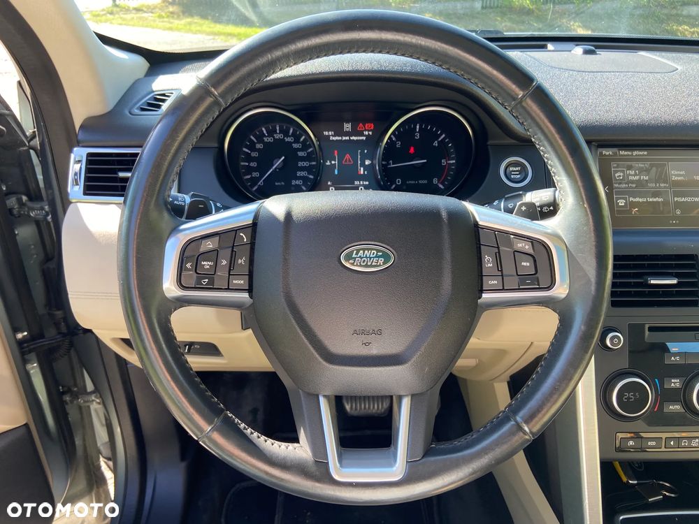 Land Rover Discovery Sport - 14