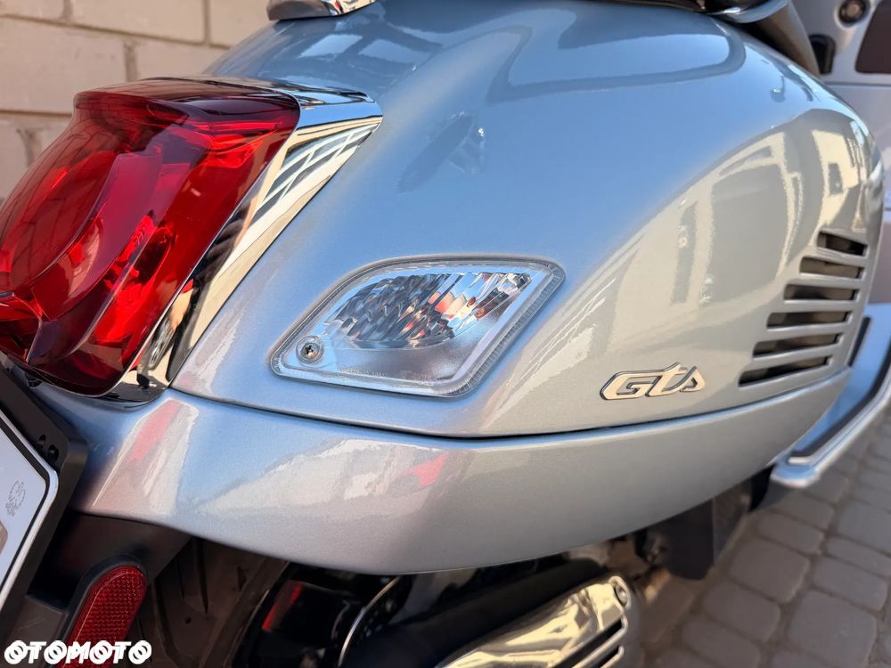 Vespa GTS - 5