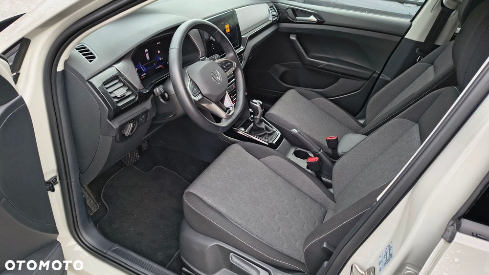 Volkswagen T-Cross - 10