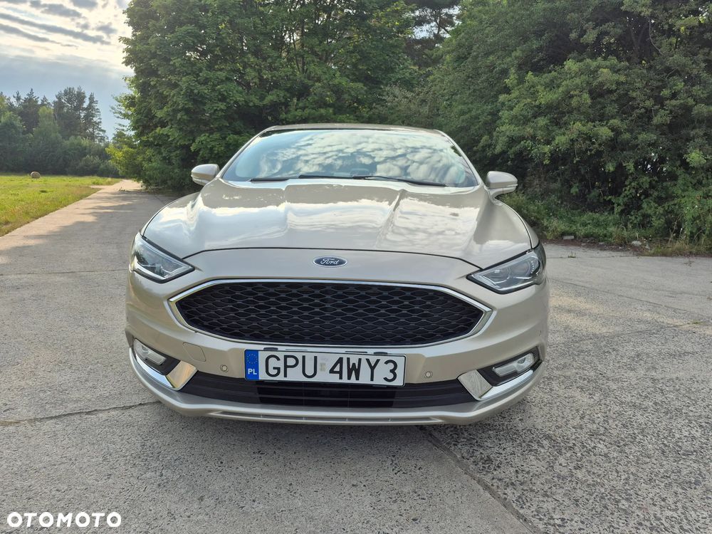 Ford Fusion - 23