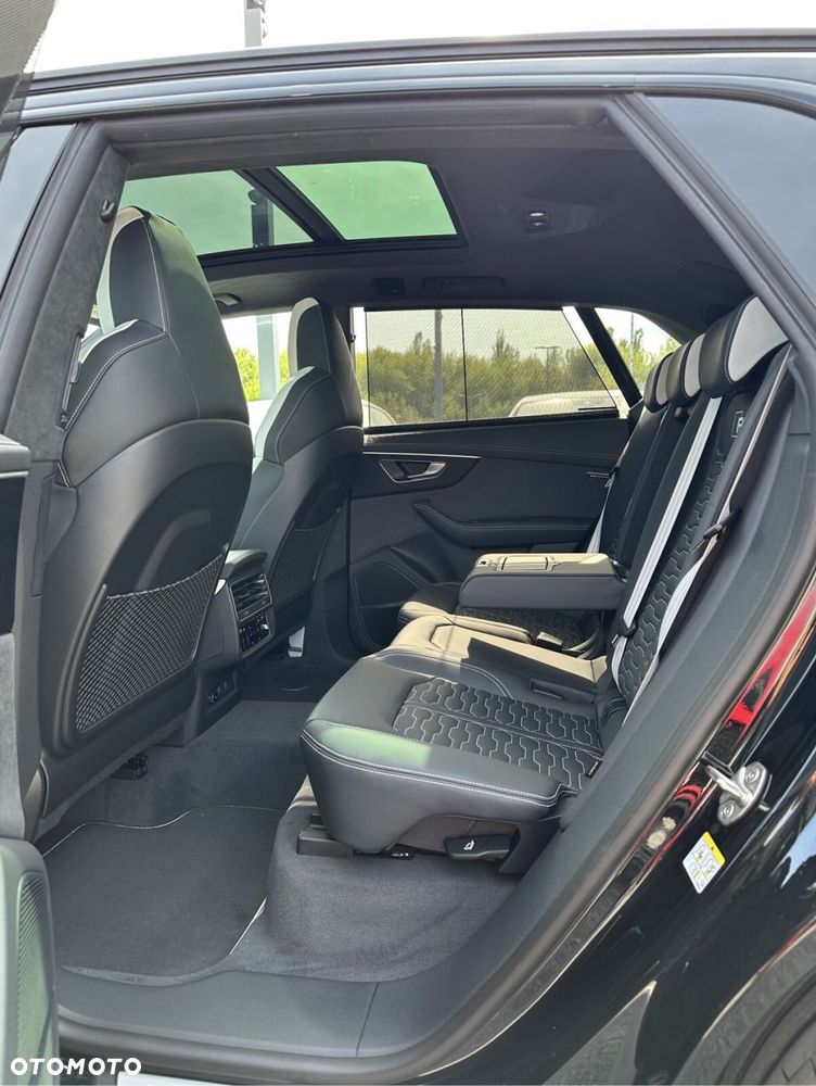 Audi RS Q8 - 22