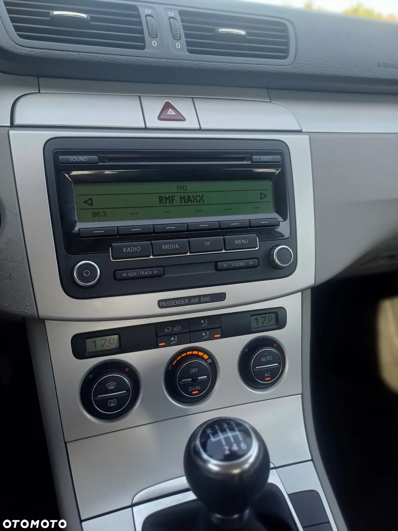 Volkswagen Passat 1.4 TSI Comfortline - 25