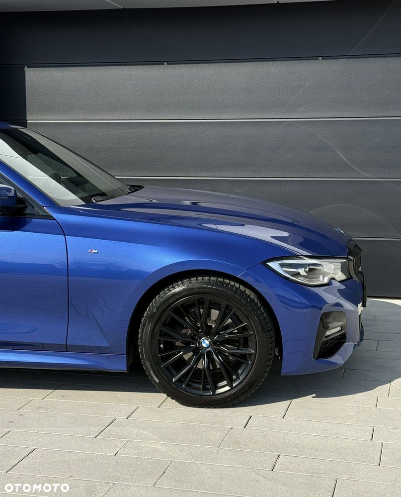 BMW Seria 3 320d xDrive M Sport sport - 29