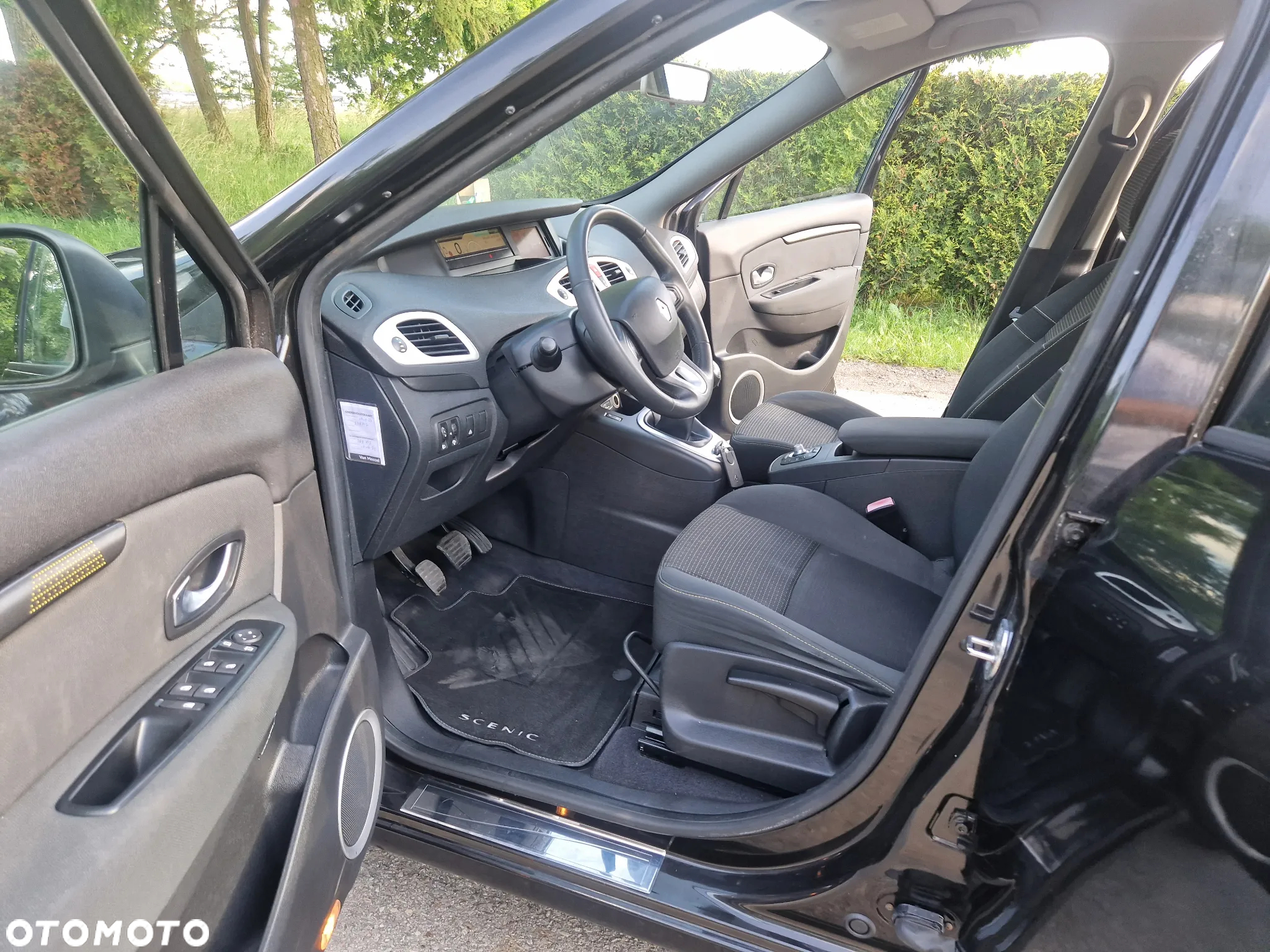 Renault Scenic 1.4 16V TCE Expression - 28