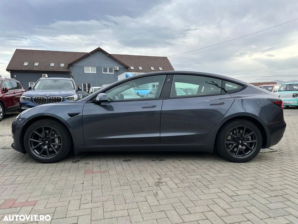 Tesla Model 3 Langstreckenbatterie Allradantrieb Dual Motor - 11