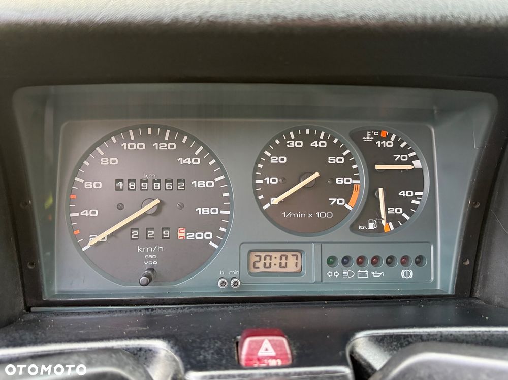 Volkswagen Polo - 11