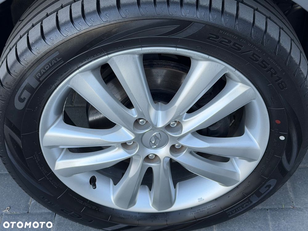 Hyundai ix35 2.0 4WD Premium - 17