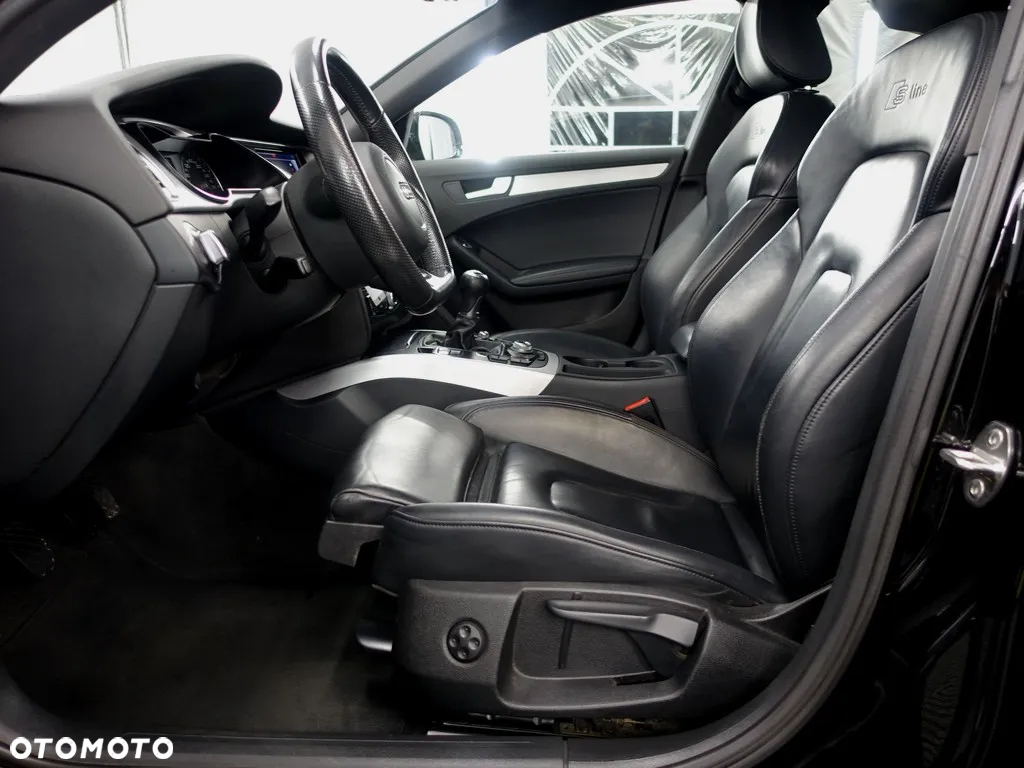 Audi A4 2.0 TDI DPF S line Sportpaket - 17