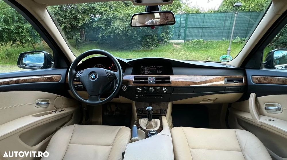 BMW Seria 5 520d Edition Lifestyle - 12