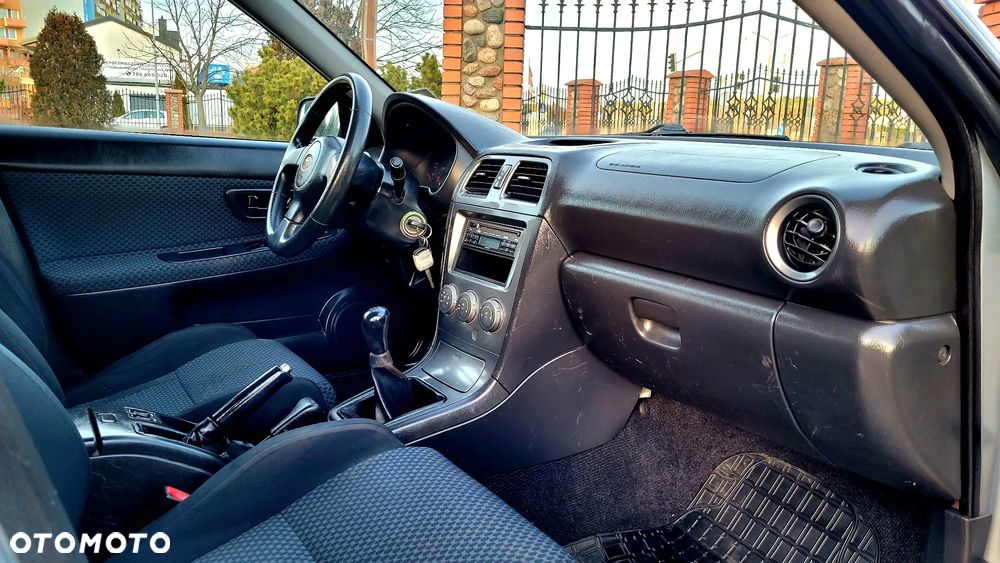 Subaru Impreza 1.5R - 10