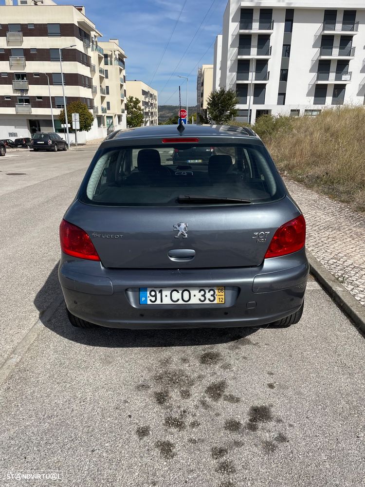 Peugeot 307 1.6 HDi Executive foto 4