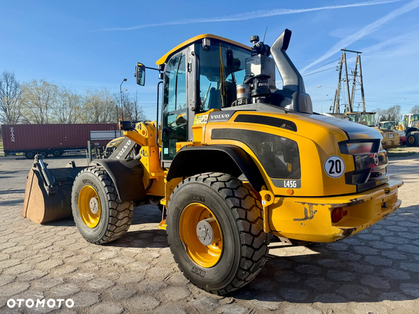 Volvo ładowarka kołowa L45G TP dociskacz, dodatkowe linie, centralne smarowanie