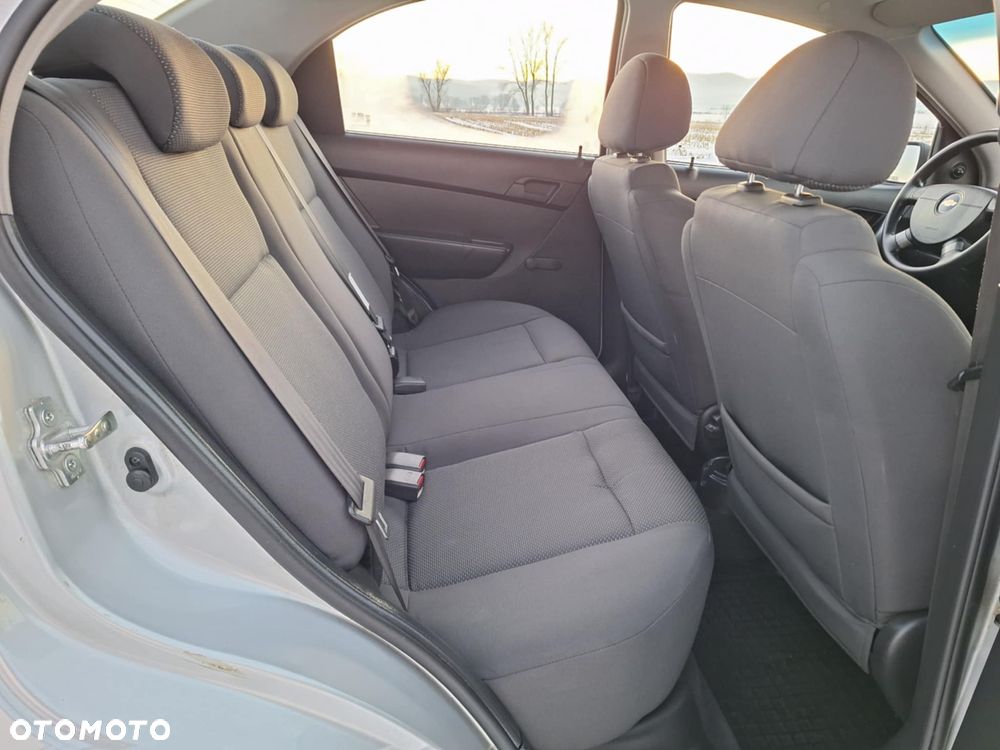 Chevrolet Aveo 1.4 16V LT (kla) - 18
