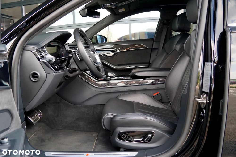 Audi S8 TFSI quattro tiptronic - 11