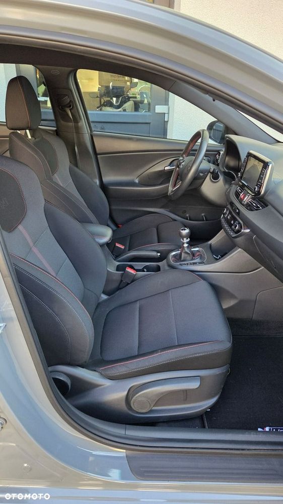 Hyundai i30 1.5 T-GDI 48V-Hybrid N-Line - 24