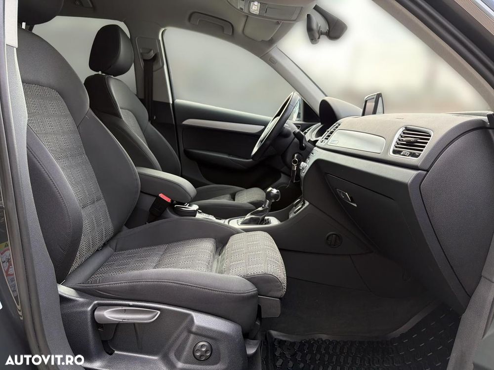 Audi Q3 2.0 TDI Quattro Stronic Design - 17